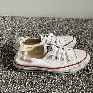 White Converse Shoreline sneakers